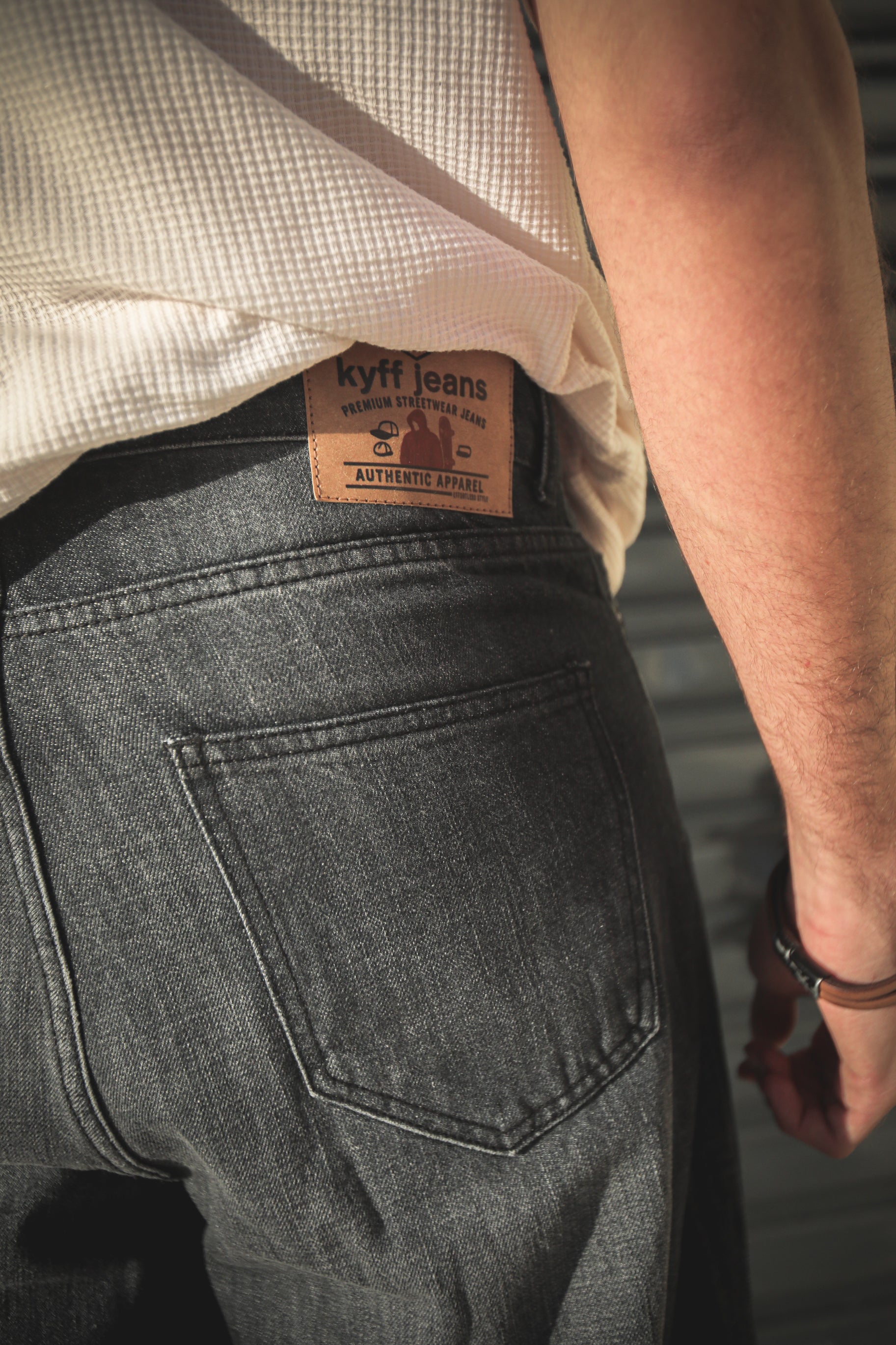 Street wear baggy jeans (jorts)